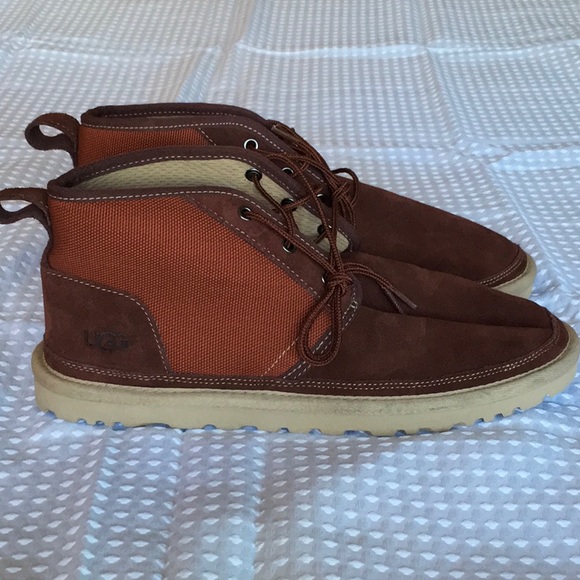 NWOT UGG CHUKKA BOOTS - Picture 2 of 7